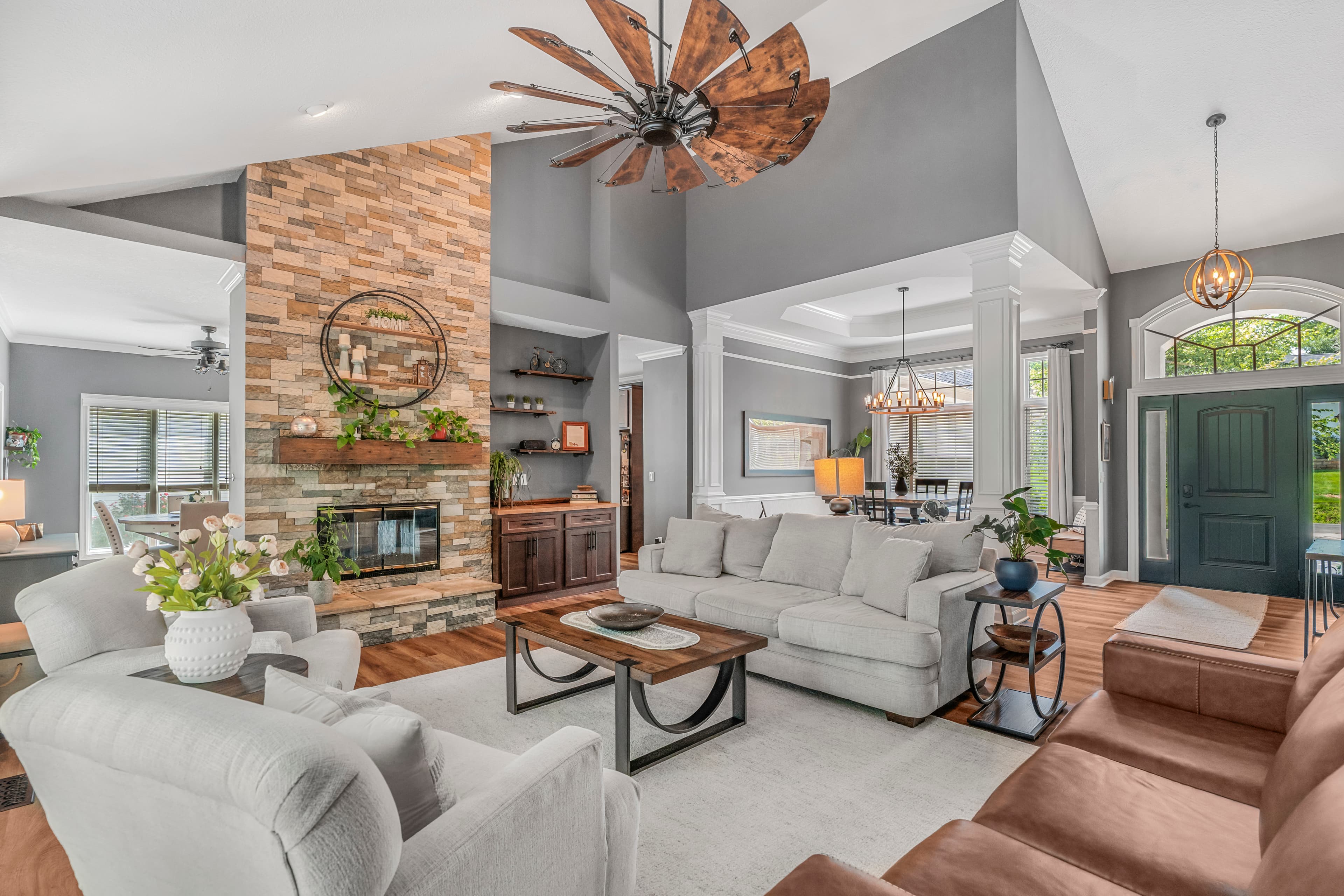 Real estate showcase 1